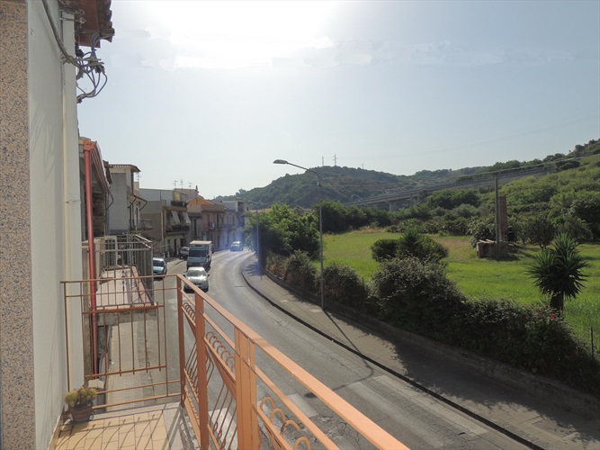 indipendente in vendita Spadafora case quattropareti