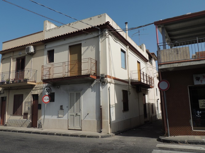 in vendita Spadafora casequattropareti