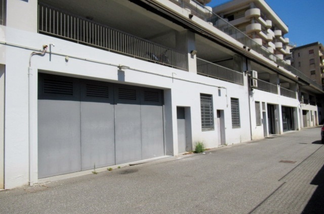 DEPOSITO A MESSINA SUD