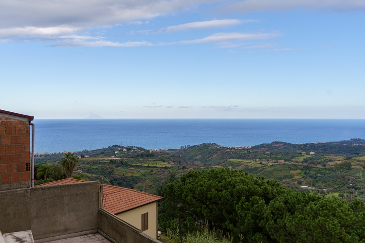 in vendita a Spadafora Messina