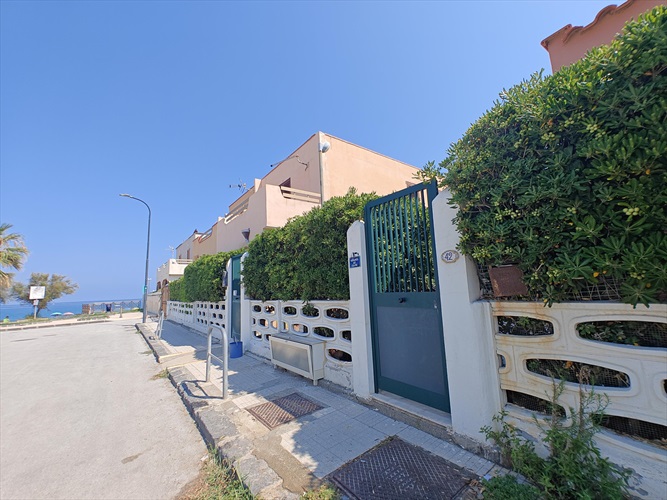 IN VENDITA  A ROMETTA MAREA  MESSINA
