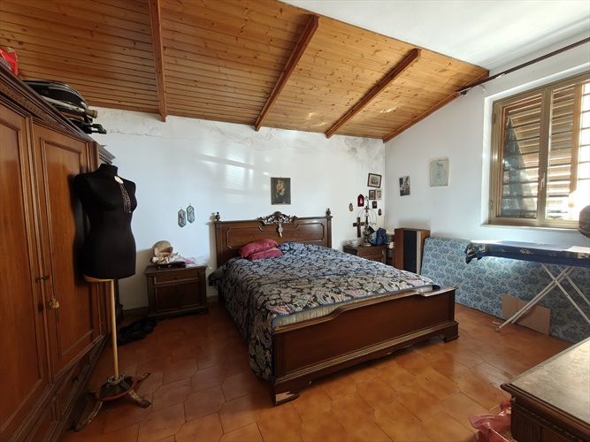 In Vendita a Roccalumera Me CaseQuattropareti