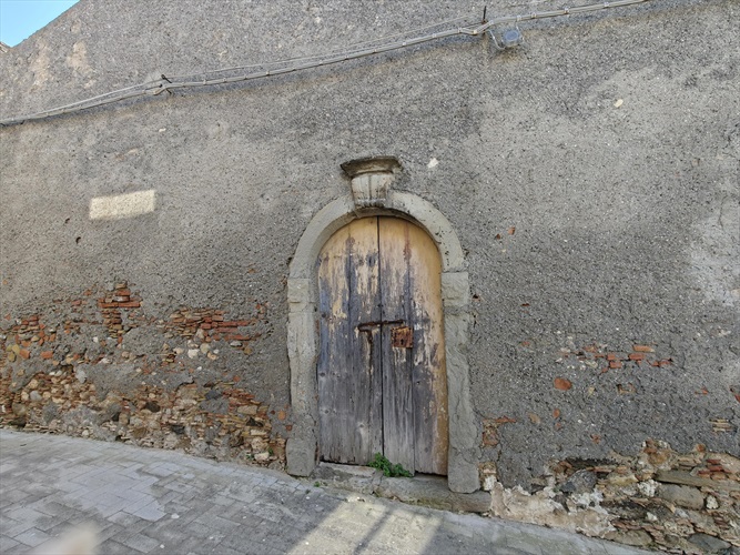 in vendita a Spadafora Messina